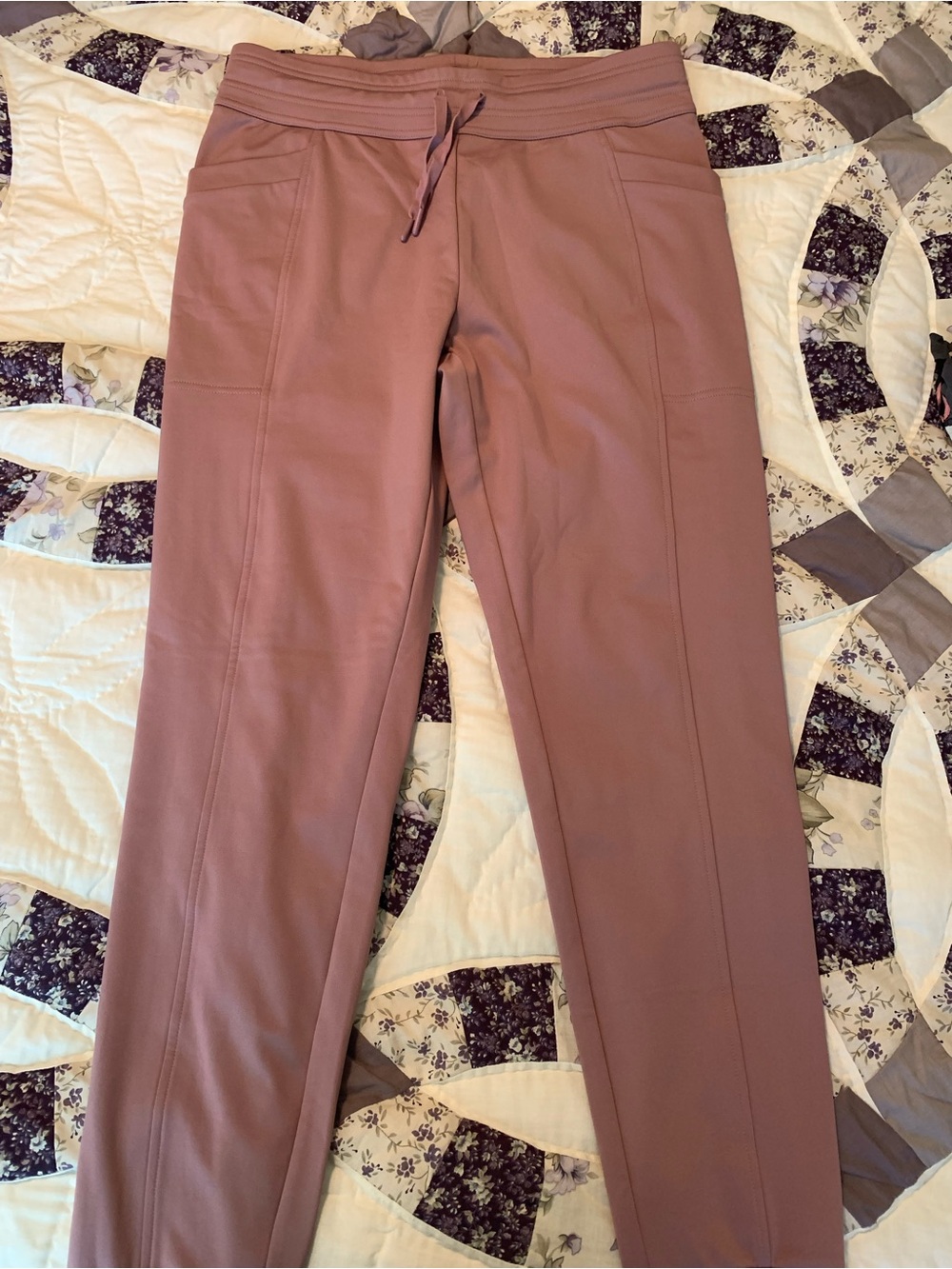 Women’s Mauve Drawstring Joggers
